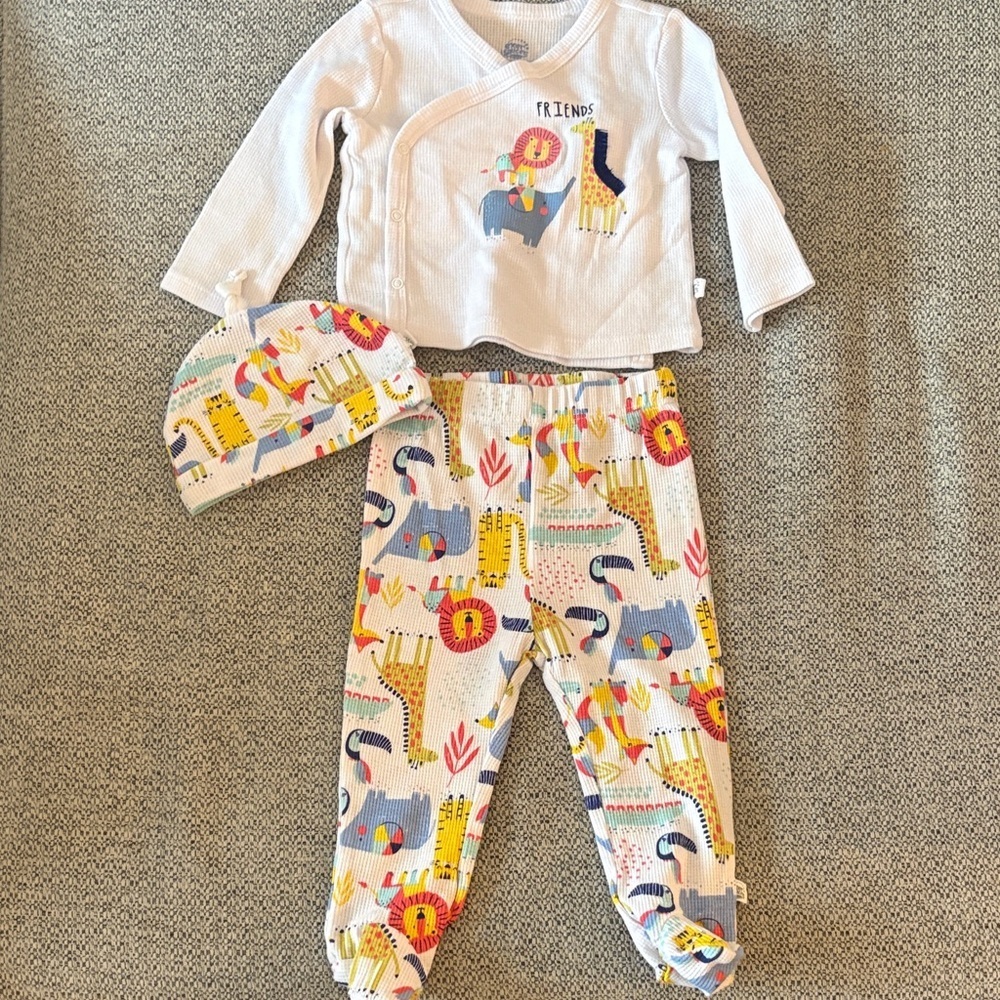 🐻 EXERSAUCERS BRIGHT BABY SET WITH HAT 6-9M